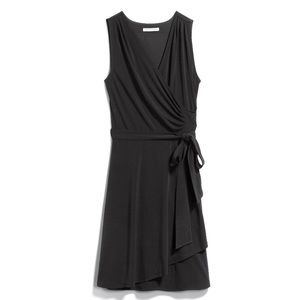 NWT Tristana Essential knit faux wrap dress
